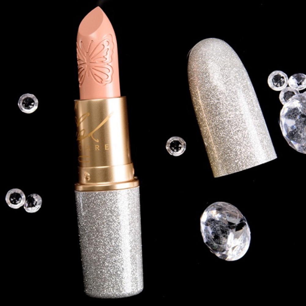 COPY - Mac x Mariah Carey "Bit of Bubbly" lipstick